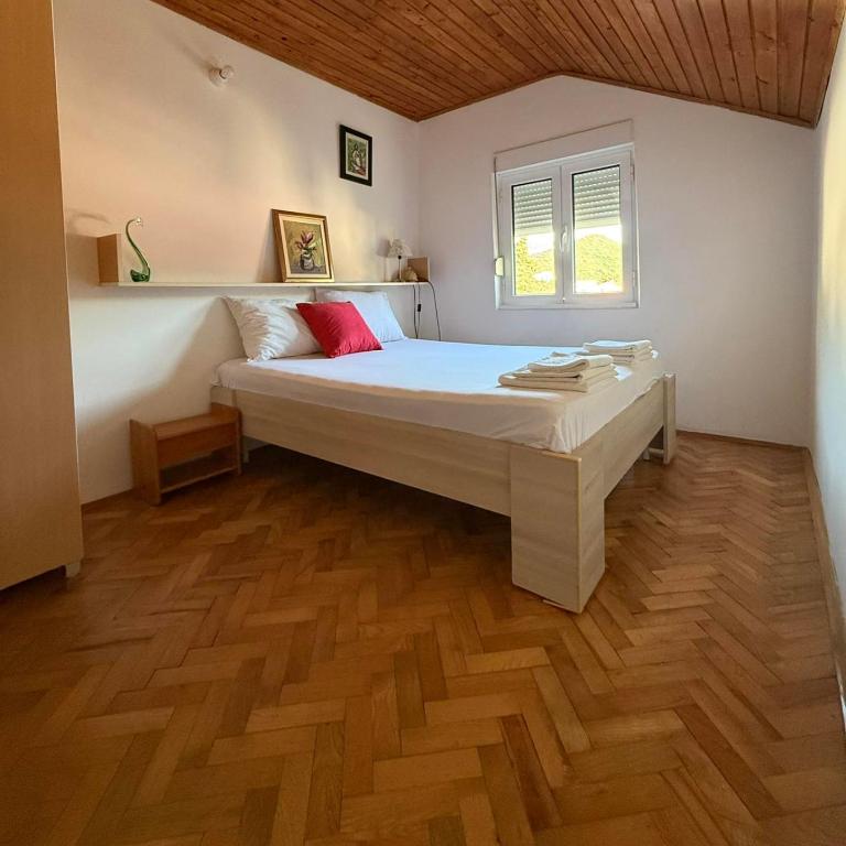 Apartman sa dve spavace sobe Popović - Two-Bedroom Apartment - 2