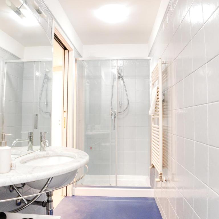 Monforte Premium Apartment - Steps from San Babila - Two-Bedroom Apartment - 18