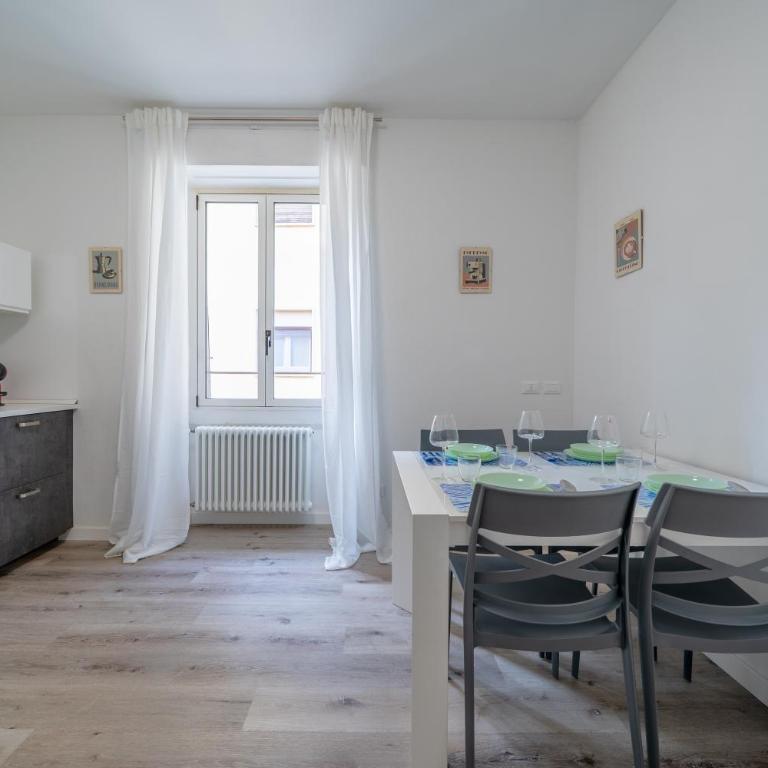 Como centro - bilocale moderno per 4 ospiti - Appartamento con 1 Camera da Letto - 6