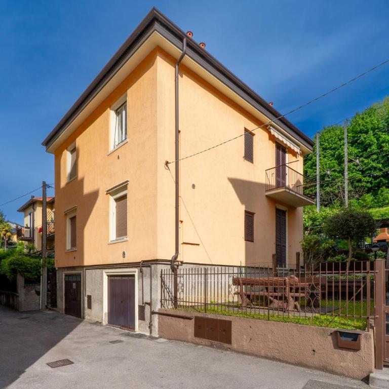 Como centro - bilocale moderno per 4 ospiti - Appartamento con 1 Camera da Letto - 24