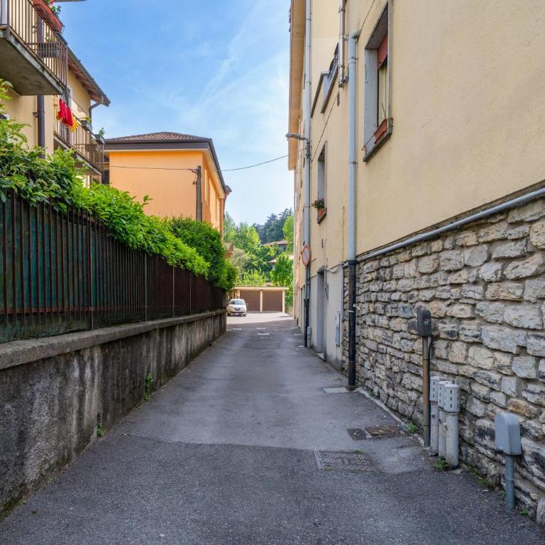 Como centro - bilocale moderno per 4 ospiti - Appartamento con 1 Camera da Letto - 25