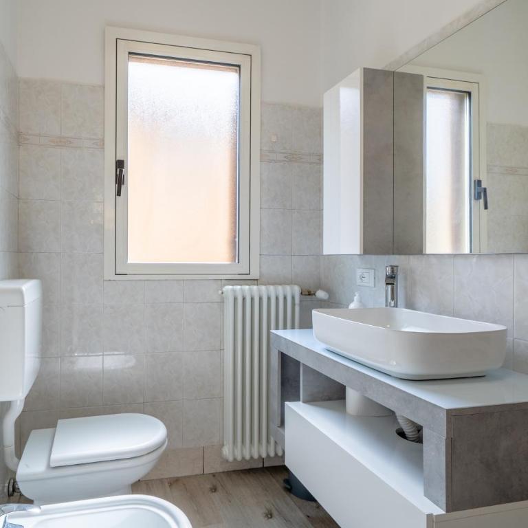 Como centro - bilocale moderno per 4 ospiti - Appartamento con 1 Camera da Letto - 12