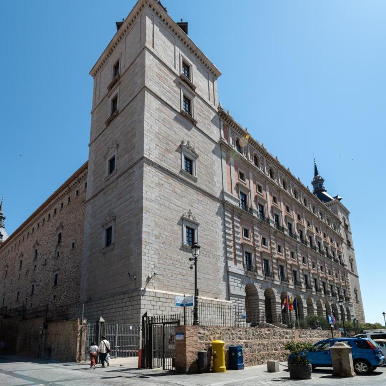 Patio in the Heart of Toledo , Pets , Family - Apartamento de 2 dormitorios con terraza - 10