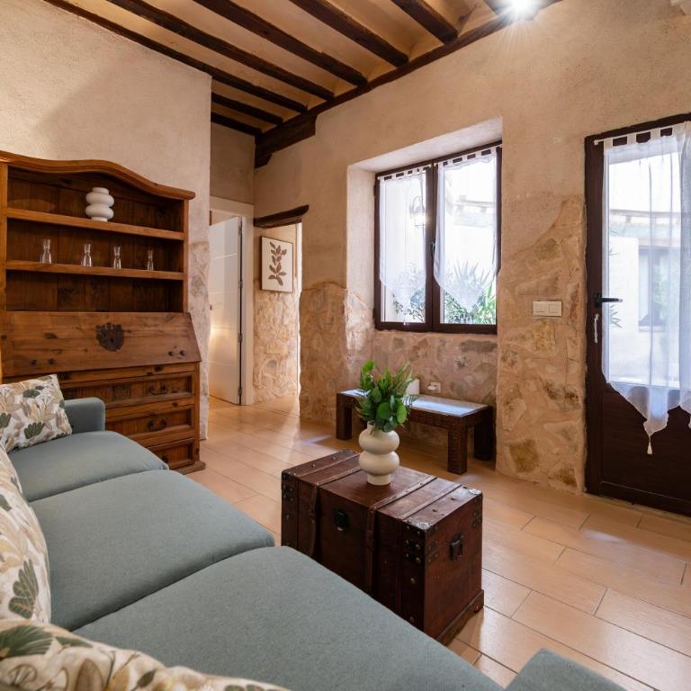 Patio in the Heart of Toledo , Pets , Family - Apartamento de 2 dormitorios con terraza - 21