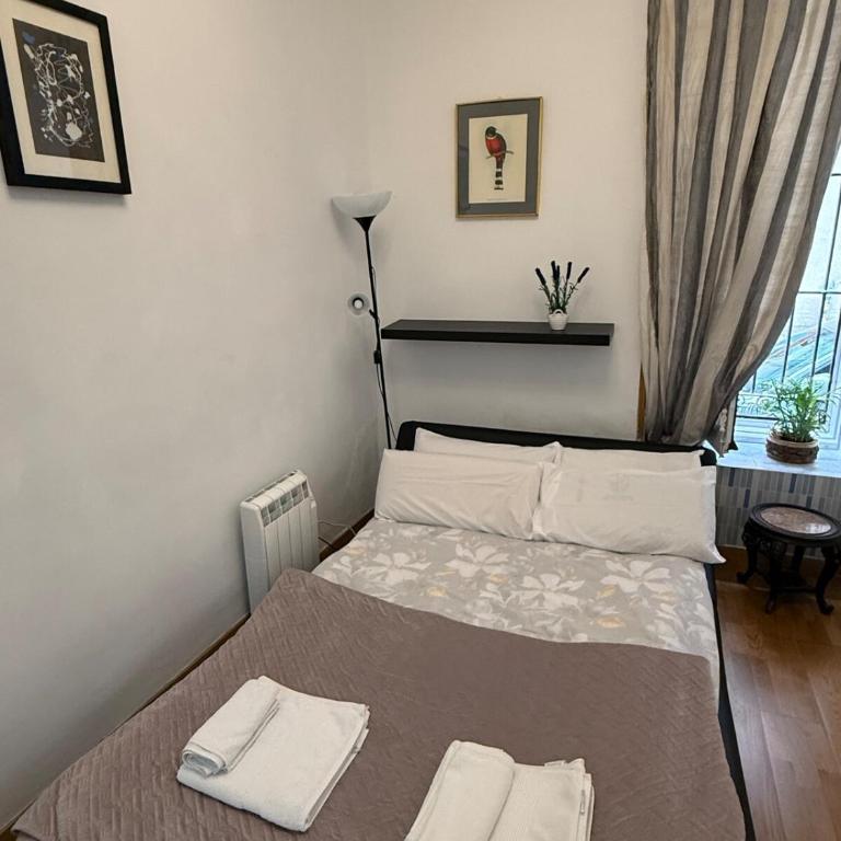 Beautiful apartment next to the Royal Palace in Madrid - Apartamento de 2 dormitorios - 3