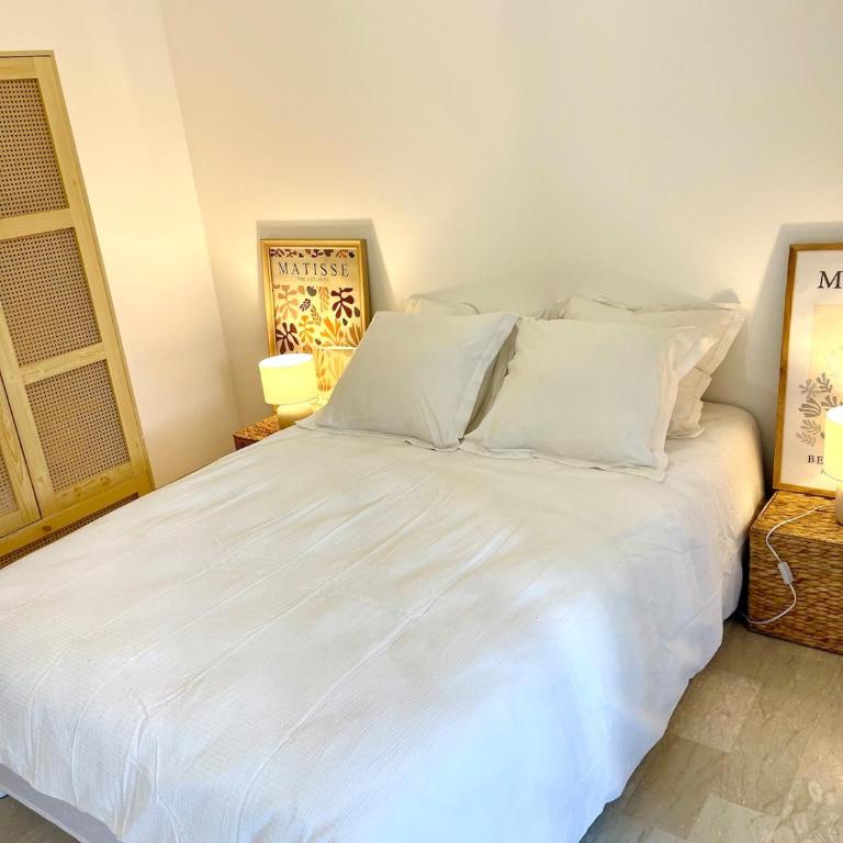 Apartment with private garden of Cannes - One-Bedroom Apartment - 15
