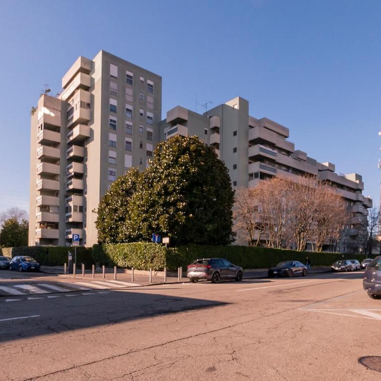 Xenia Milano - 4 rooms apt in Via Cassano 14 - Three-Bedroom Apartment - 46