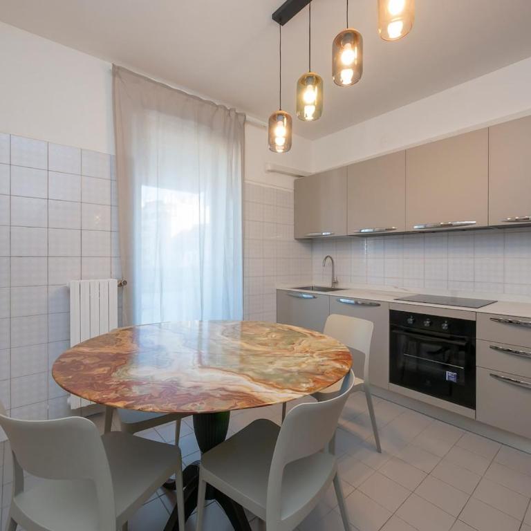 Xenia Milano - 4 rooms apt in Via Cassano 14 - Three-Bedroom Apartment - 27