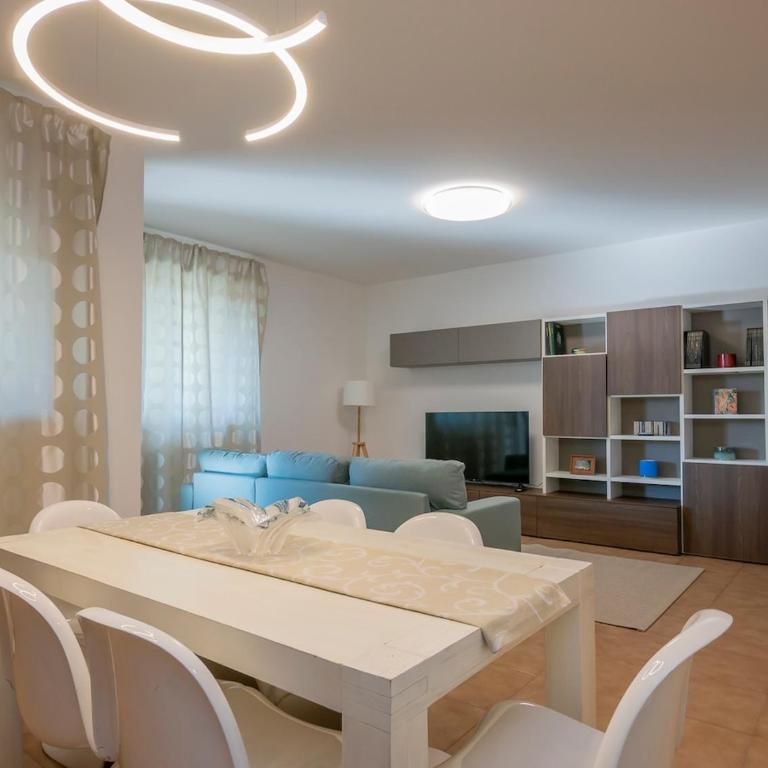 Xenia Milano - 4 rooms apt in Via Cassano 14 - Three-Bedroom Apartment - 21