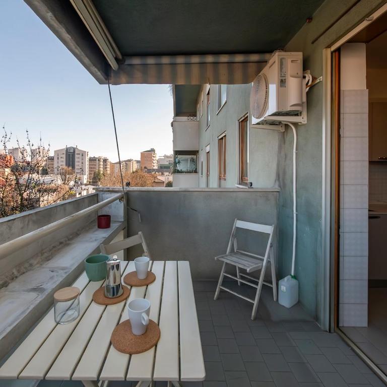 Xenia Milano - 4 rooms apt in Via Cassano 14 - Three-Bedroom Apartment - 42