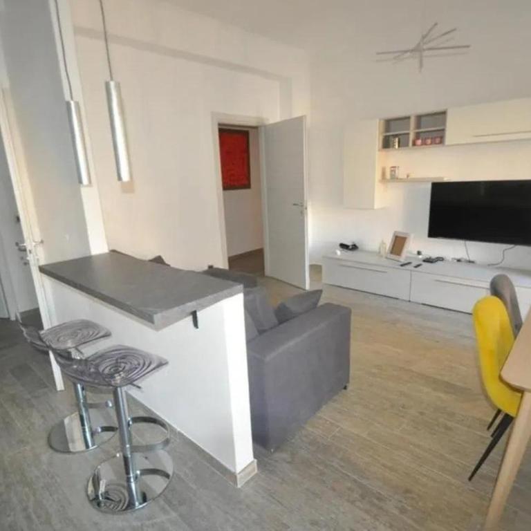 Beatiful Apartment 4-bedrooms - Apartment - 5