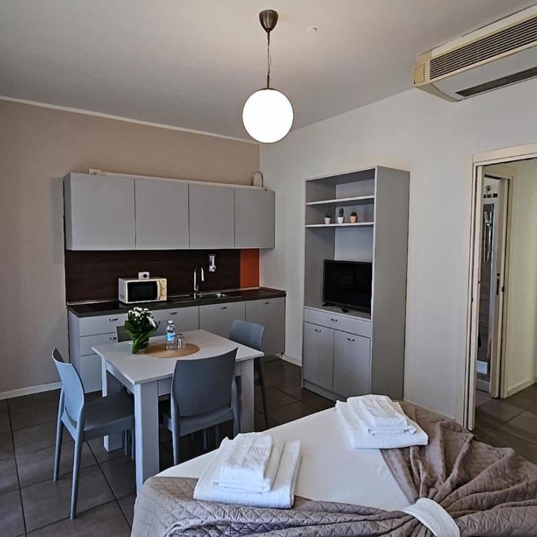 Residence Opera - Appartamento con 2 Camere da Letto - Piano Terra - 1