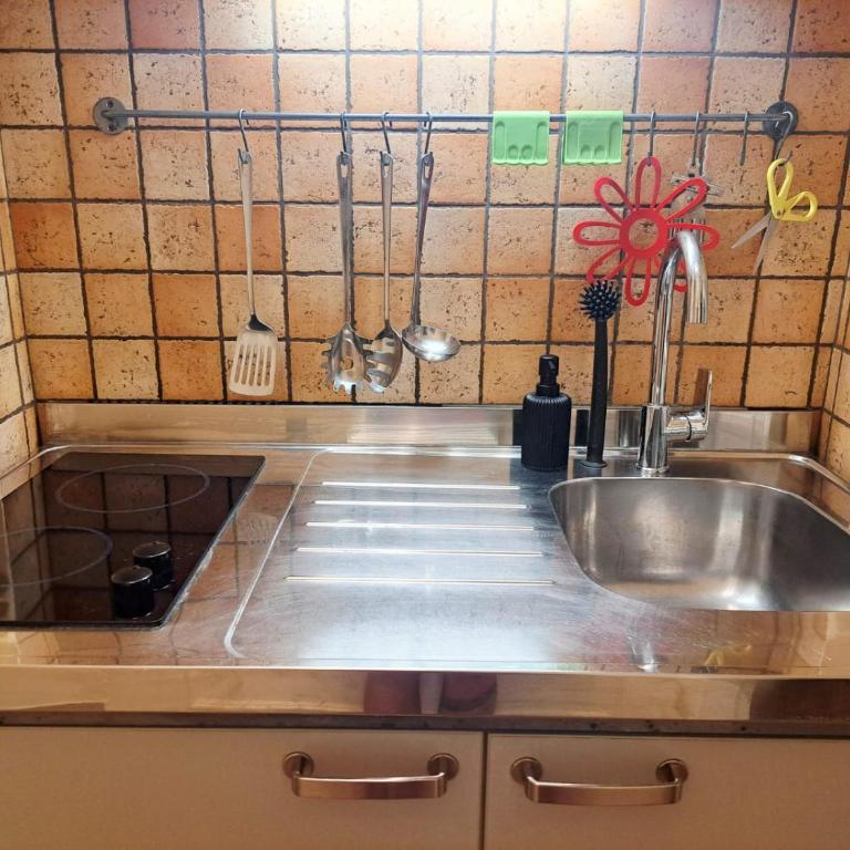 Domus Viola by Quokka 360 - 3 min walk from Piazza Navona - Monolocale Standard - 9