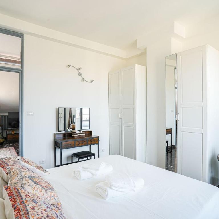 Piazza Statuto Terrace - One-Bedroom Apartment - 18