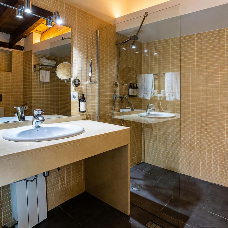 Hotel Simon - Habitación Doble Confort - 8