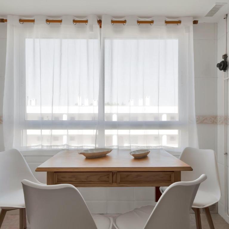 Apartamento con piscina y paddel en Guadalmina Alta - AVIA 2 3 - Apartamento de 2 dormitorios con balcón y terraza - 29