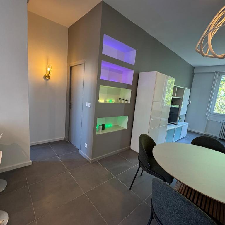 Le Chic - 4 Chambres Climatisé - Brotteaux & Tête d'Or - Apartment - 6