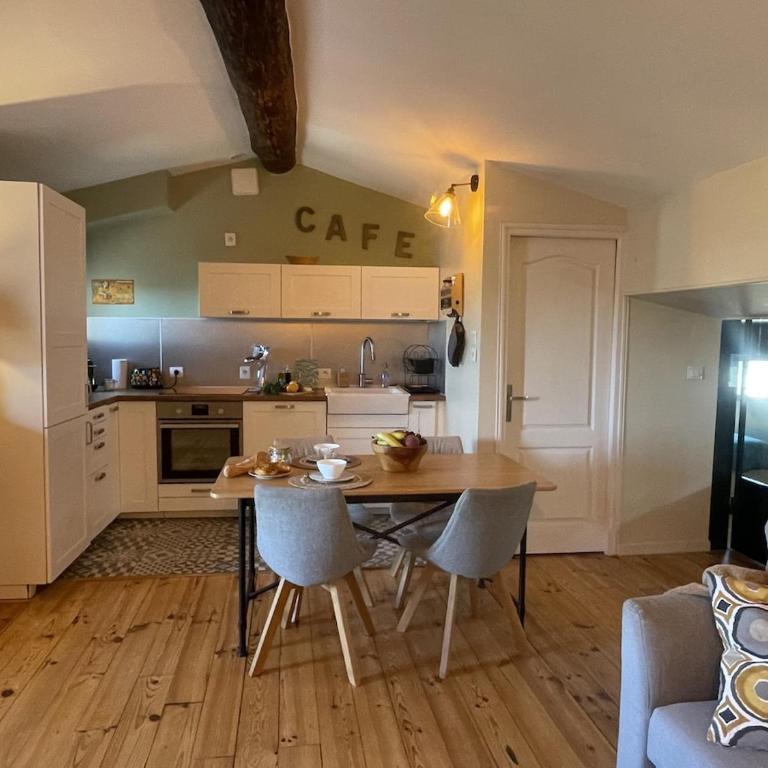 Loft Le Pigeonnier - Appartement 1 Chambre - 27
