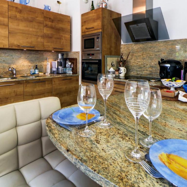 Beautiful apartment with jacuzzi 50 m from Monaco - Appartement 1 Chambre - 13