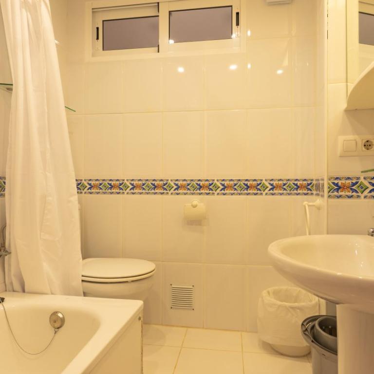 29D Vistas espectaculares parking and wifi - Apartamento de 3 dormitorios - 30