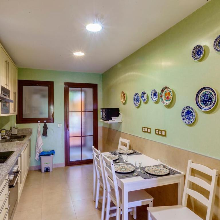 Beach-Mountain Oasis Retreat - Apartamento - 6