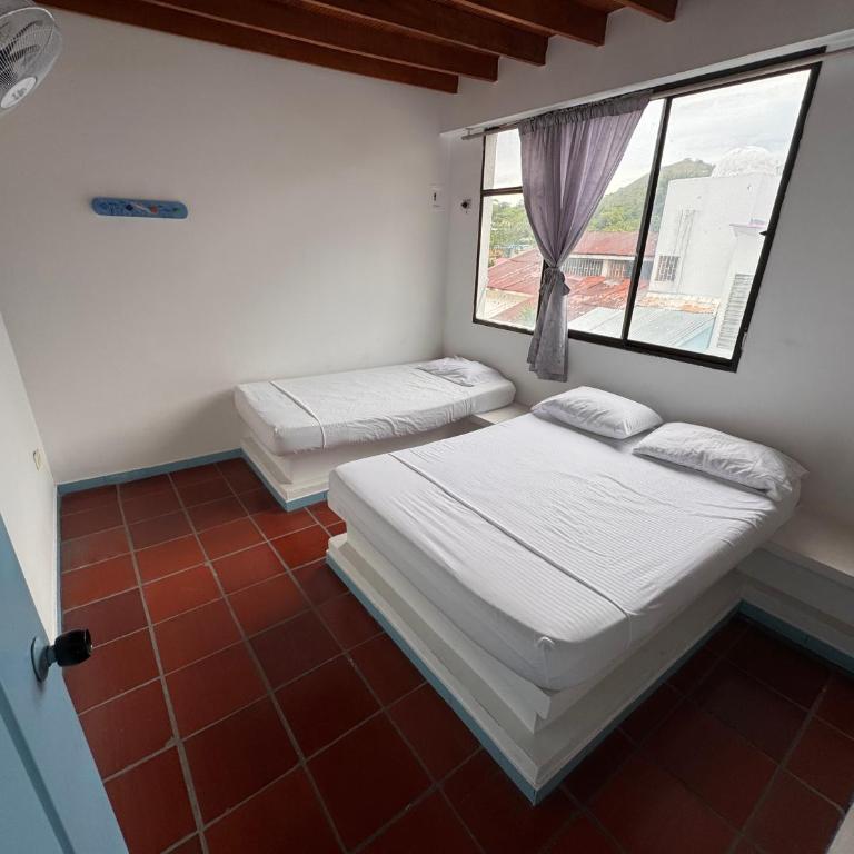 Hotel La Popa Honda Tolima - Family Room with Private Bathroom - 18