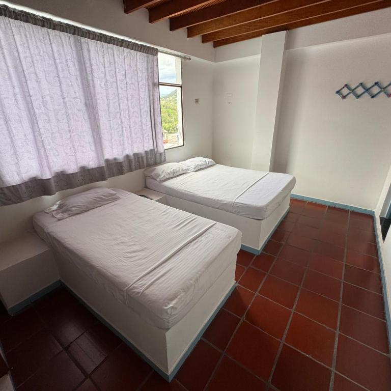 Hotel La Popa Honda Tolima - Family Room with Private Bathroom - 19