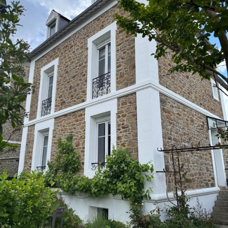 House & Garden - 5 min walk to the beach - Maison 4 Chambres - 1