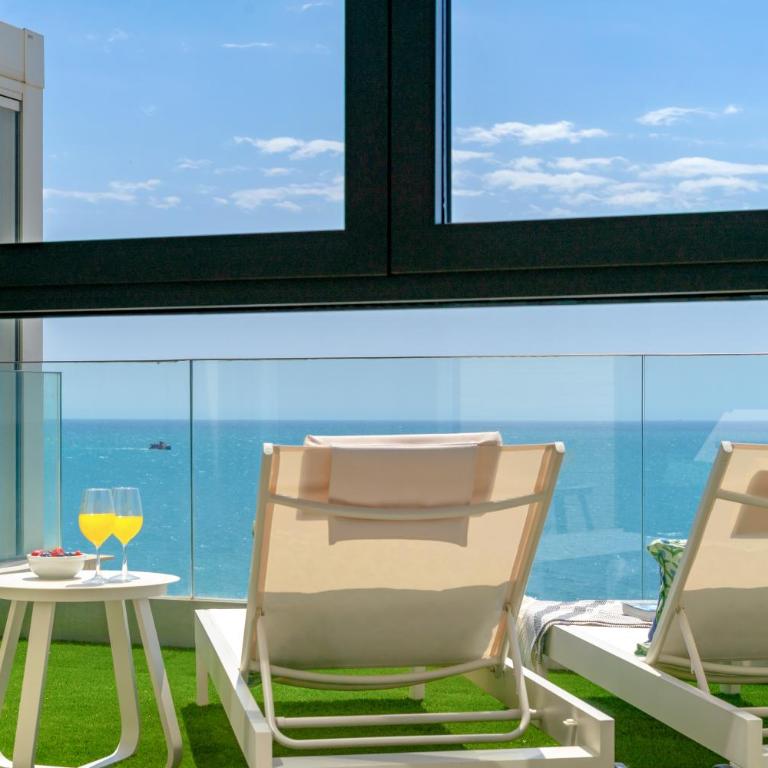 Beachfront Penthouse & Pool by ELE Apartments - Apartamento tipo ático de 4 dormitorios - 11
