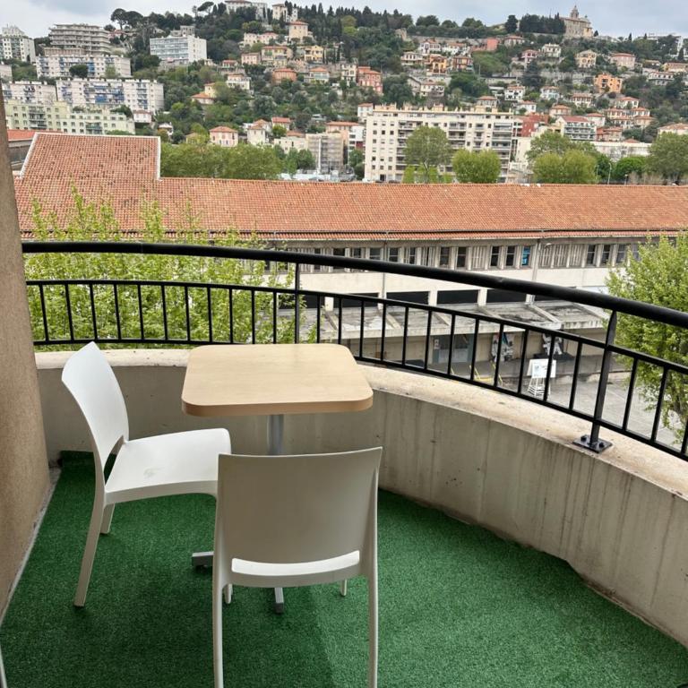 Résidence GSA NICE VAUBAN - One-Bedroom Apartment - 3