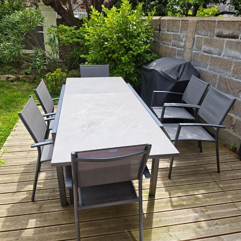 House & Garden - 5 min walk to the beach - Maison 4 Chambres - 3