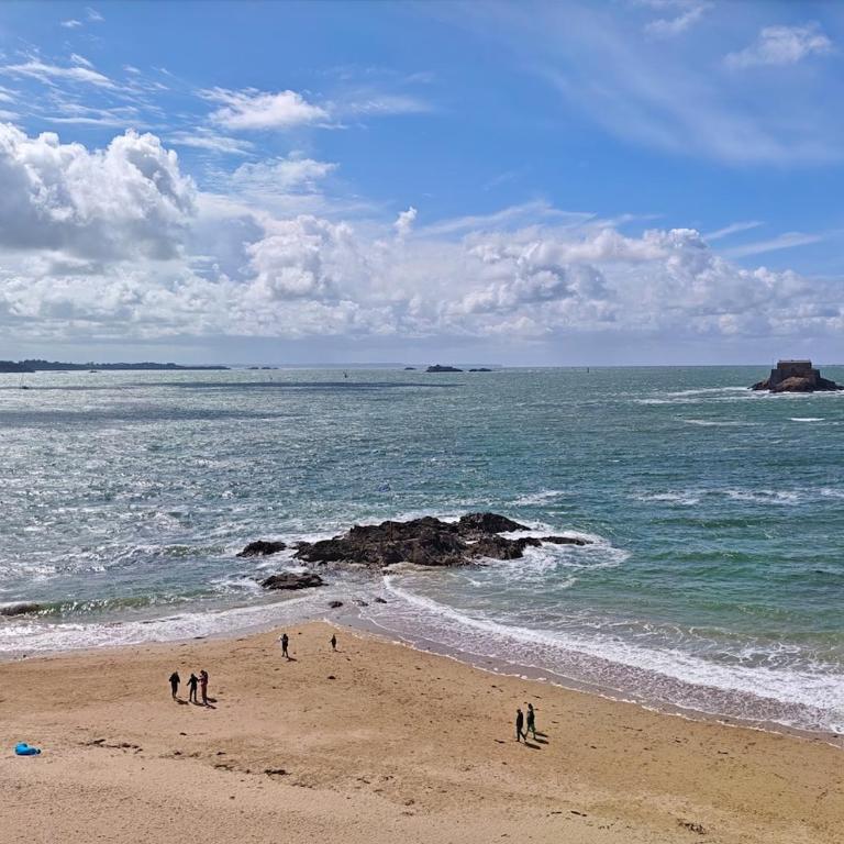 House & Garden - 5 min walk to the beach - Maison 4 Chambres - 4