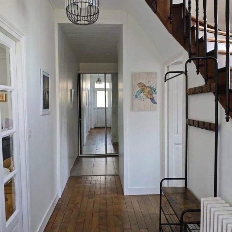House & Garden - 5 min walk to the beach - Maison 4 Chambres - 18