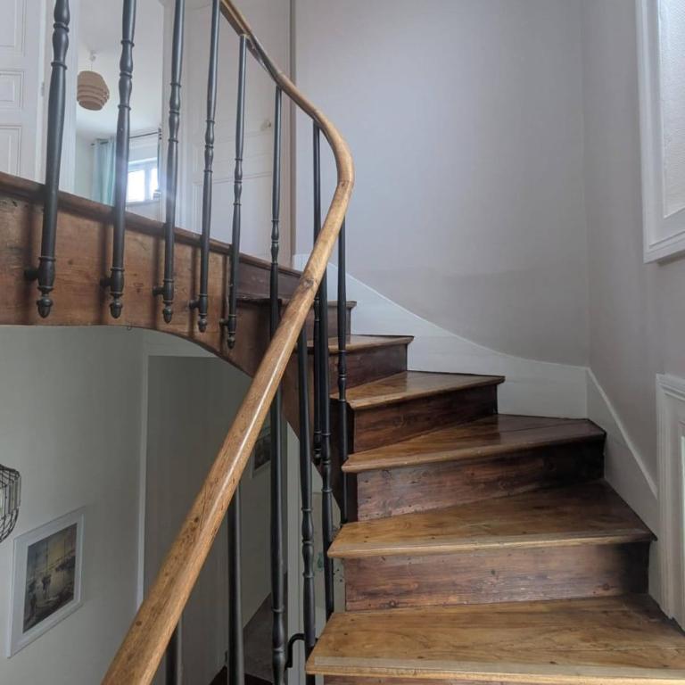 House & Garden - 5 min walk to the beach - Maison 4 Chambres - 25