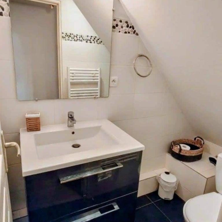 House & Garden - 5 min walk to the beach - Maison 4 Chambres - 34