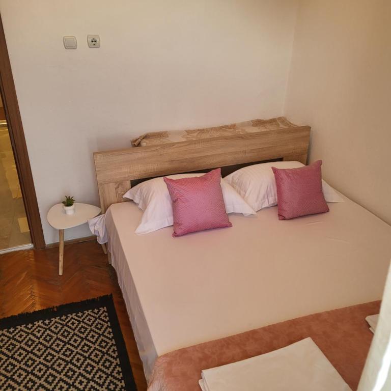 Luan Room's - Apartman sa 1 Spavaćom Sobom - 8