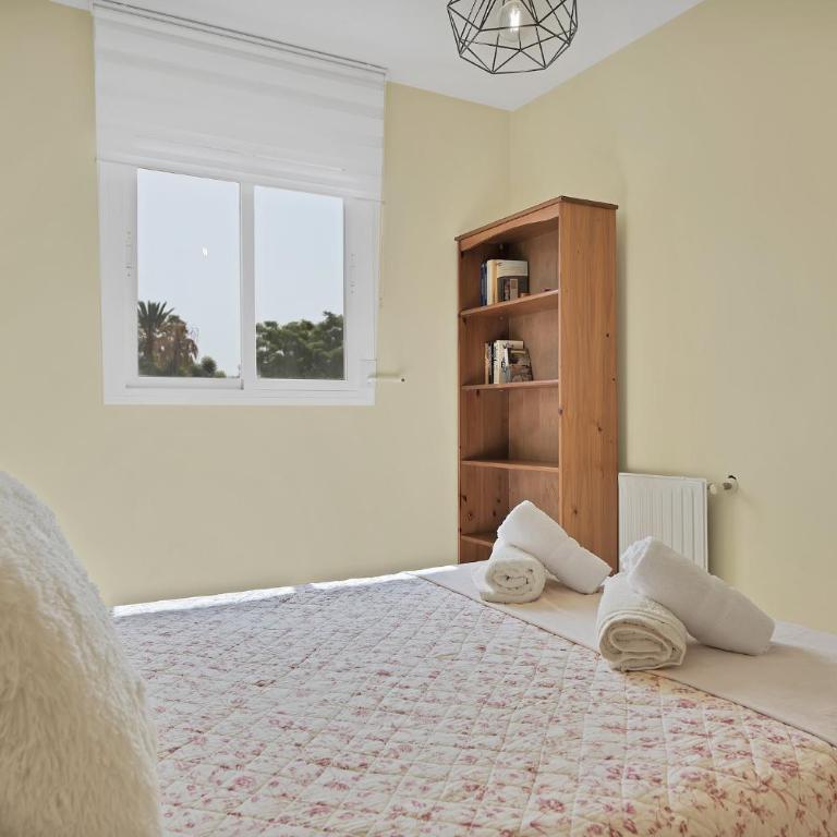Apartamento con piscina y paddel en Guadalmina Alta - AVIA 2 3 - Apartamento de 2 dormitorios con balcón y terraza - 21