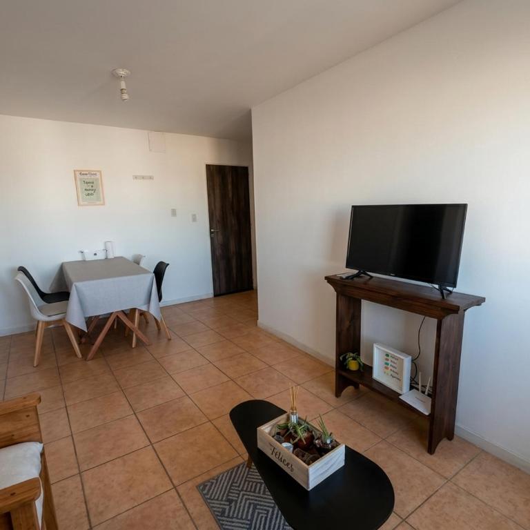 Comodo y luminoso - One-Bedroom Apartment - 7