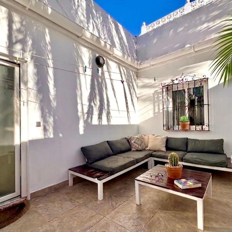 Quiet 3-bedroom house near Town Hall & Centre - Chalet de 3 dormitorios - 8