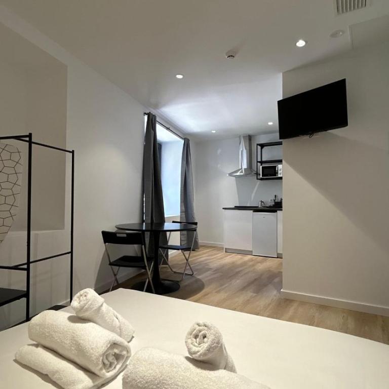 Hotelito Boutique Madrid Auditorio - Estudio Deluxe - 1