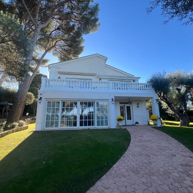 Bienvenuty - Villa - 8