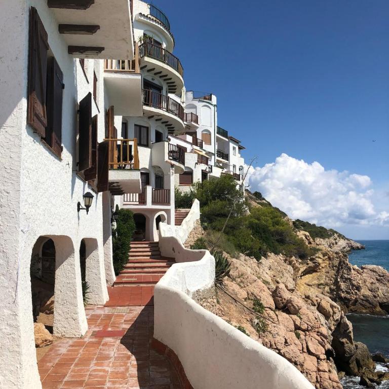 Charming Apartment On The Cliffs with sea views - Two-Bedroom Apartment - 15