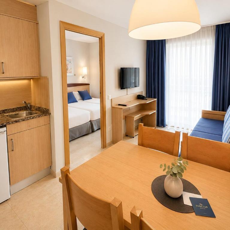 Aparthotel SunClub Salou - Apartamento de 1 dormitorio - 10