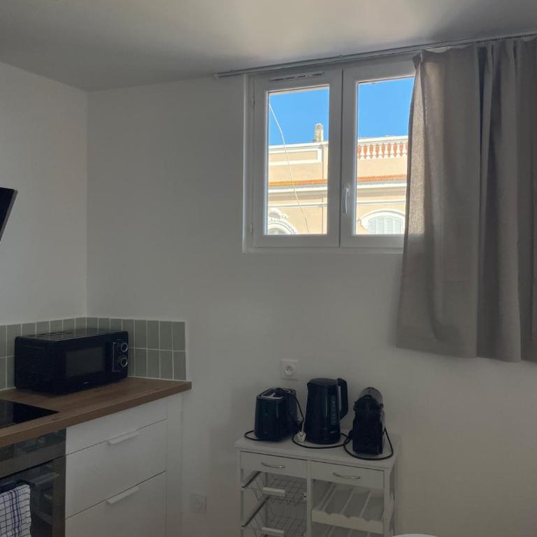 Cozy T2 appartement Vieux Fréjus - Two-Bedroom Apartment - 12