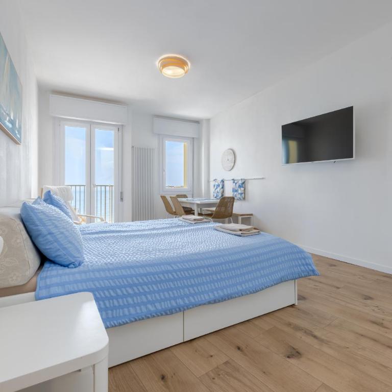 HOMESTWENTY3 - Home seven - Renovated in 2026 - Appartamento con Vista Mare - 1