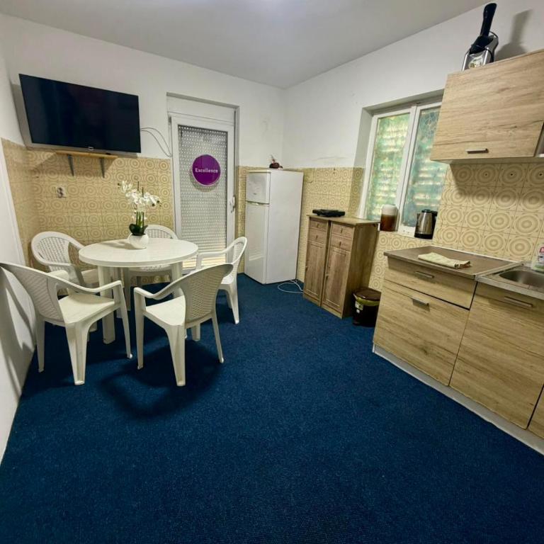 Central Location Amigo - Apartment mit 2 Schlafzimmern und Terrasse - 35