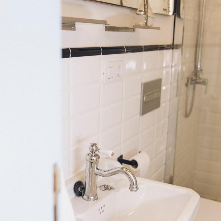Casa Kilig 40 - Habitación Doble grande con baño compartido - 2 camas individuales - 31