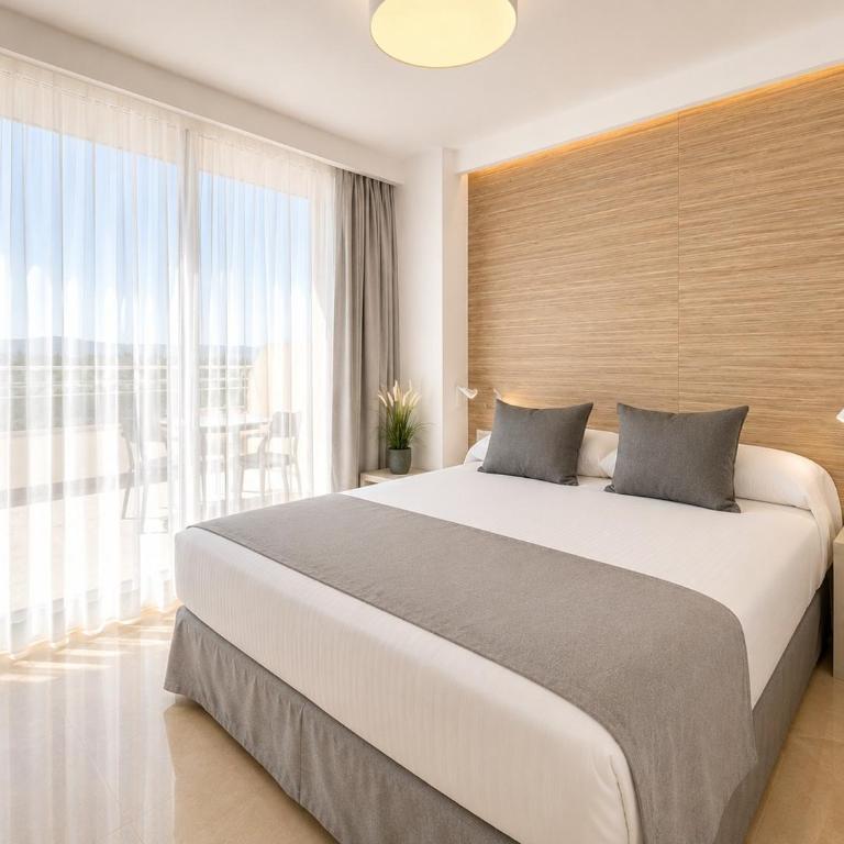 Aparthotel SunClub Salou - Apartamento Superior - 4