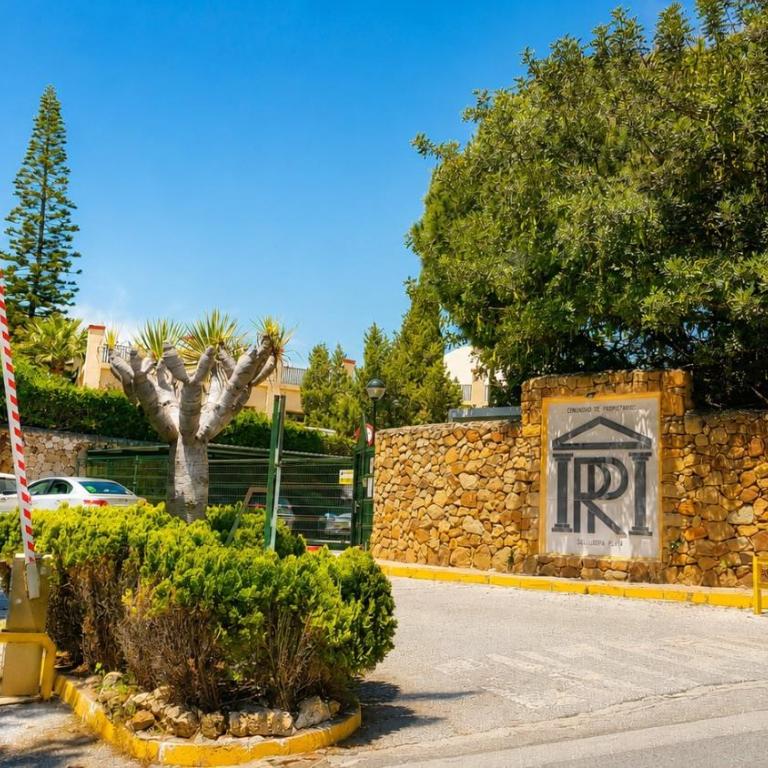 Planta Baja con Piscina Marbella - Estudio con terraza - 31