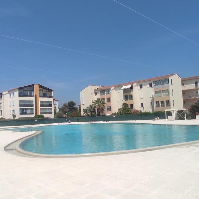 Appartement avec piscine à Fréjus - Appartement - 1